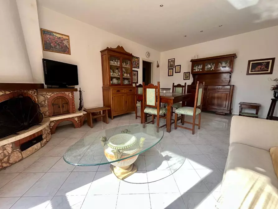 Immagine 8 di Appartamento in vendita  a Asciano