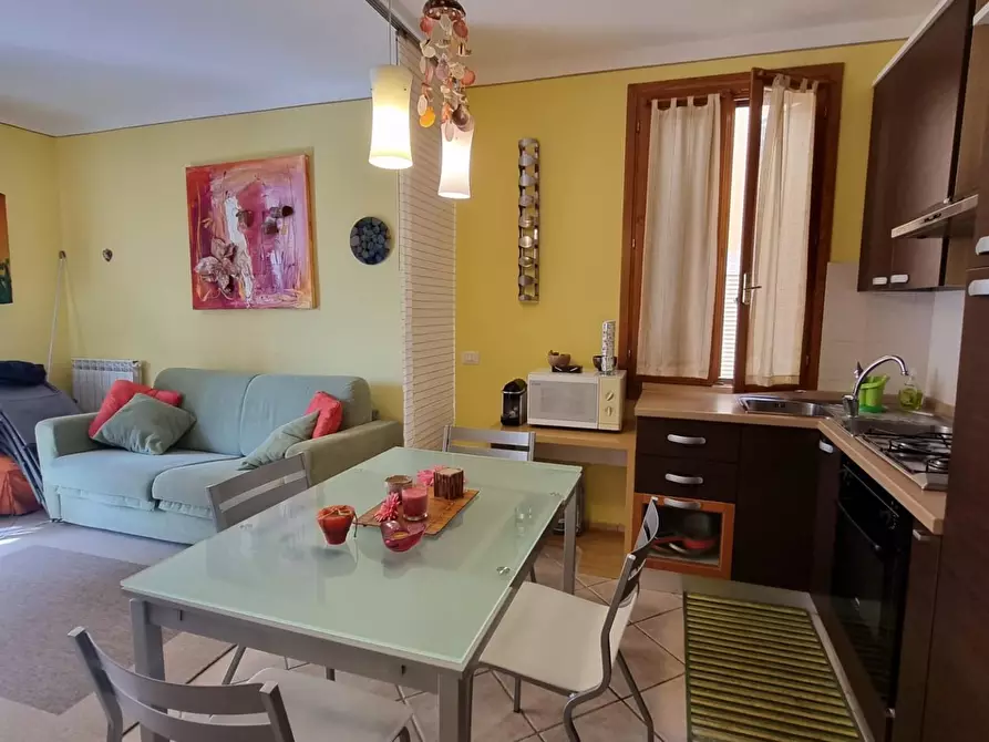 Immagine 2 di Appartamento in vendita  a San Vincenzo