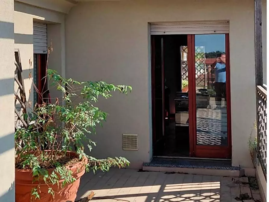 Immagine 8 di Appartamento in vendita  a Vanzago