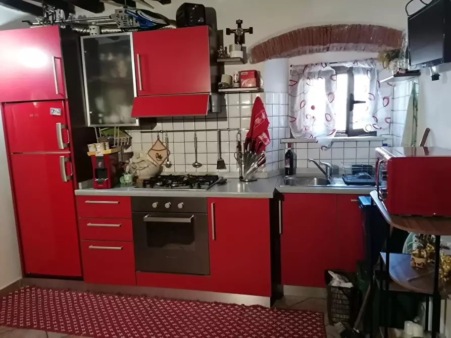 Immagine 3 di Appartamento in vendita  a Carrara