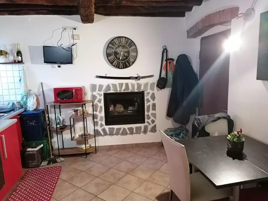 Immagine 1 di Appartamento in vendita  a Carrara