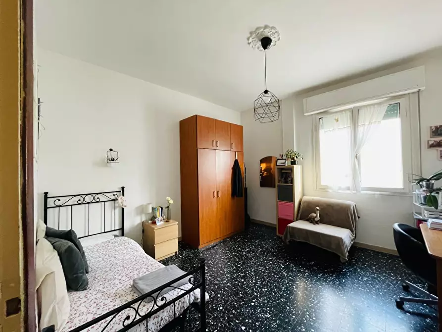 Immagine 11 di Appartamento in vendita  a Pisa