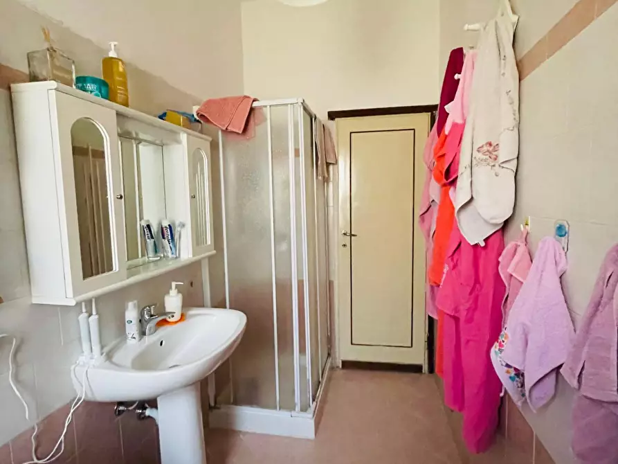 Immagine 13 di Appartamento in vendita  a Pisa