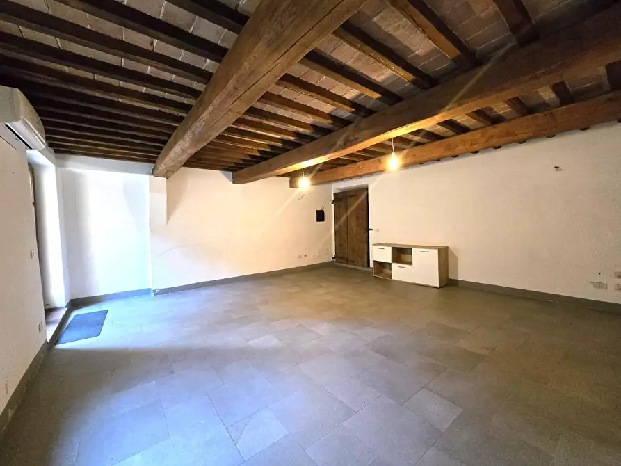 Immagine 4 di Ufficio in vendita  a Colle Di Val D'elsa