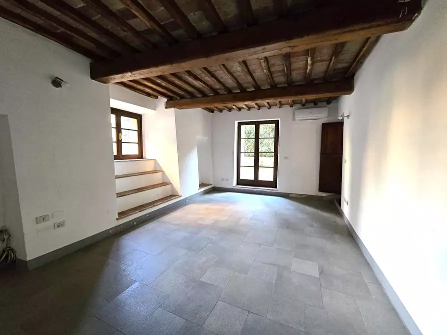 Immagine 3 di Ufficio in vendita  a Colle Di Val D'elsa