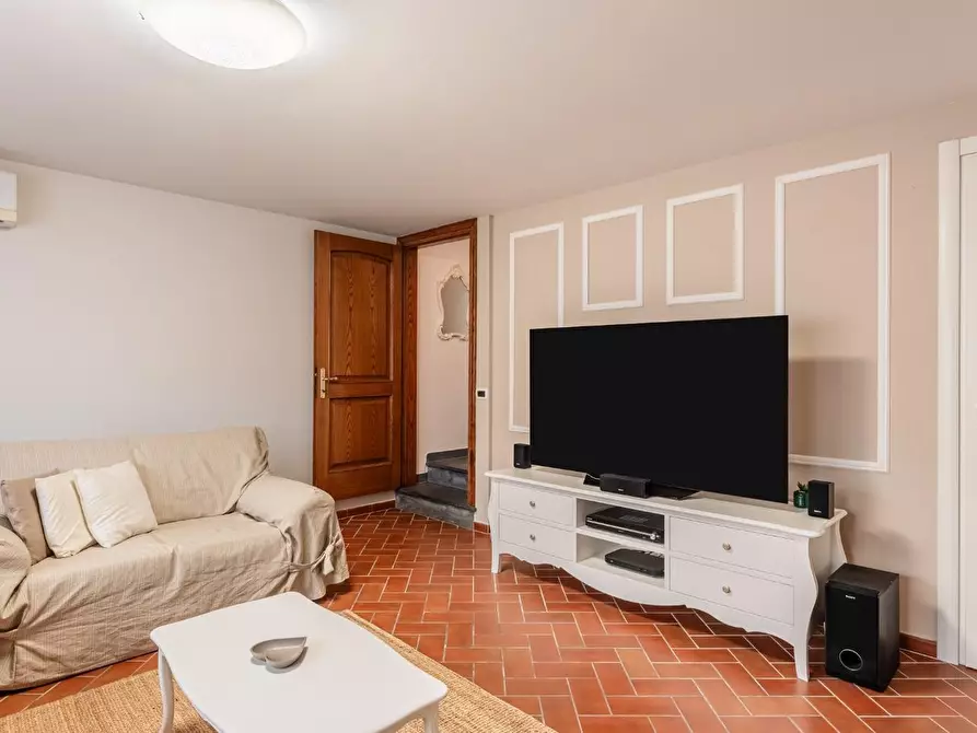 Immagine 22 di Casa trifamiliare in vendita  a Casciana Terme Lari