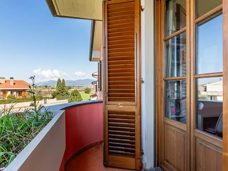 Immagine 17 di Casa trifamiliare in vendita  a Casciana Terme Lari