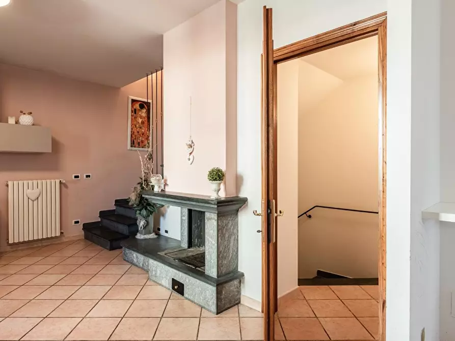 Immagine 19 di Casa trifamiliare in vendita  a Casciana Terme Lari