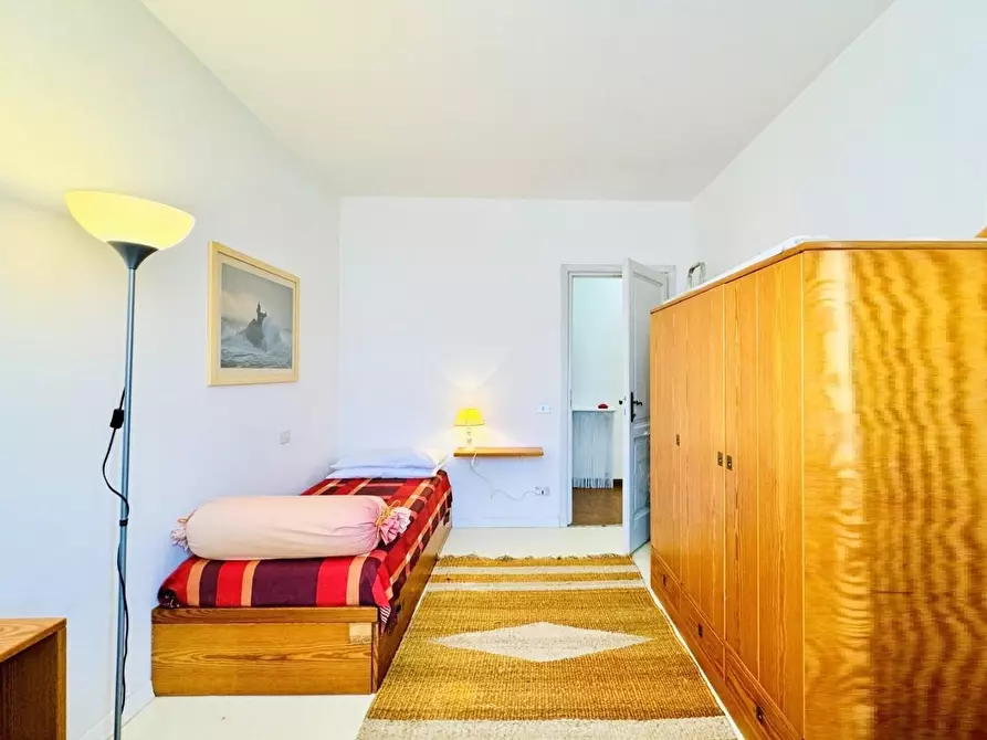 Immagine 9 di Appartamento in vendita  a Seravezza