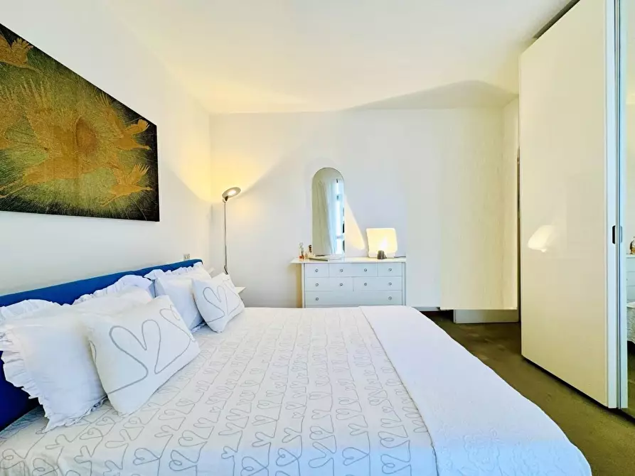 Immagine 11 di Appartamento in vendita  a Seravezza