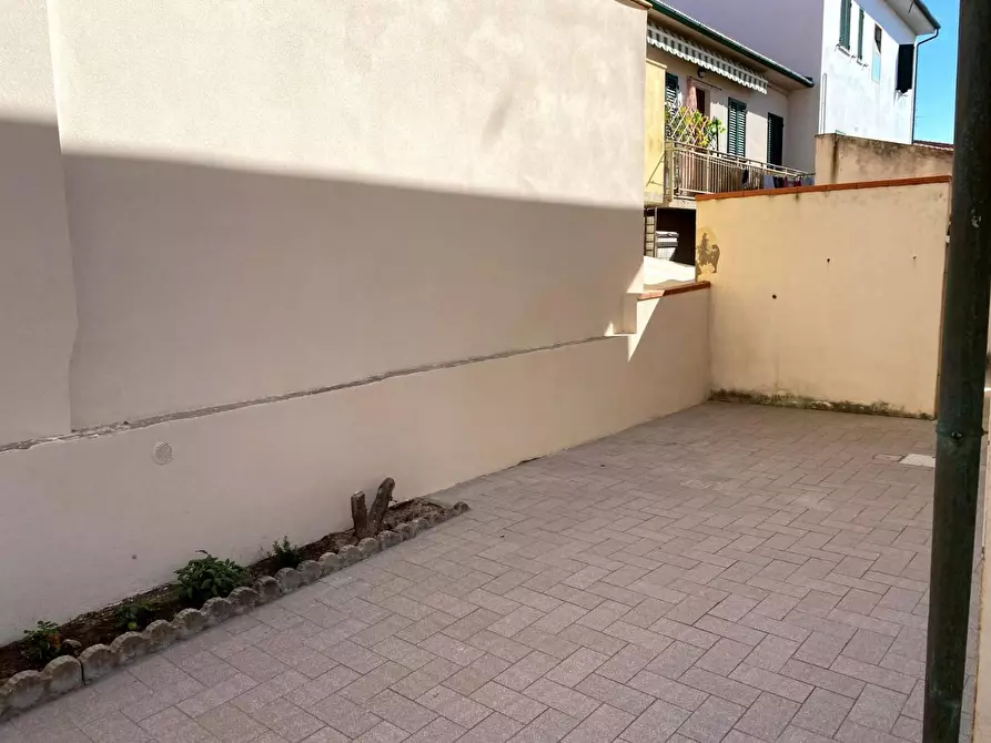 Immagine 13 di Appartamento in affitto  a Rosignano Marittimo