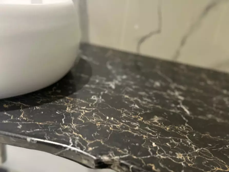 Immagine 20 di Villa in vendita  a Carrara