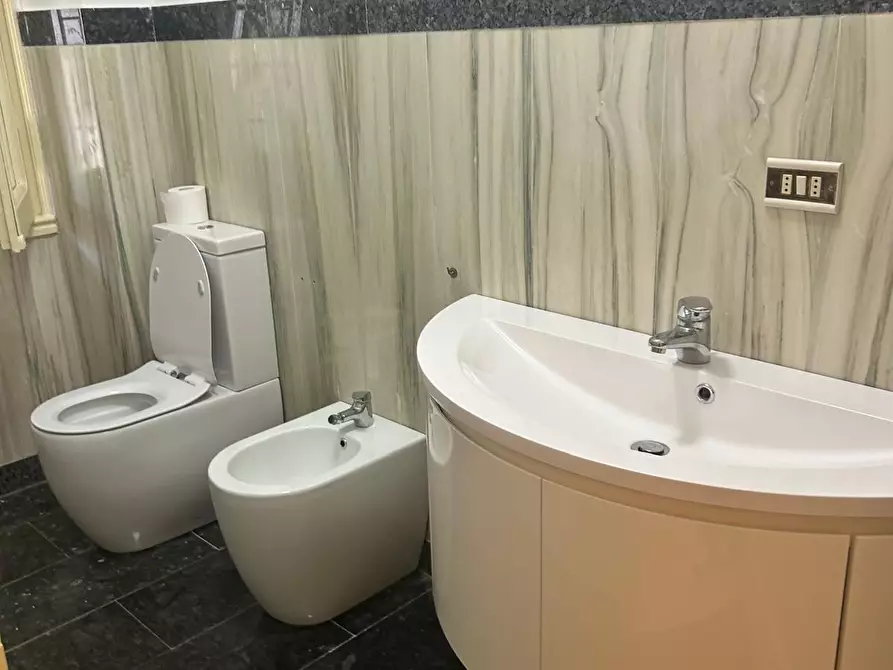 Immagine 32 di Villa in vendita  a Carrara