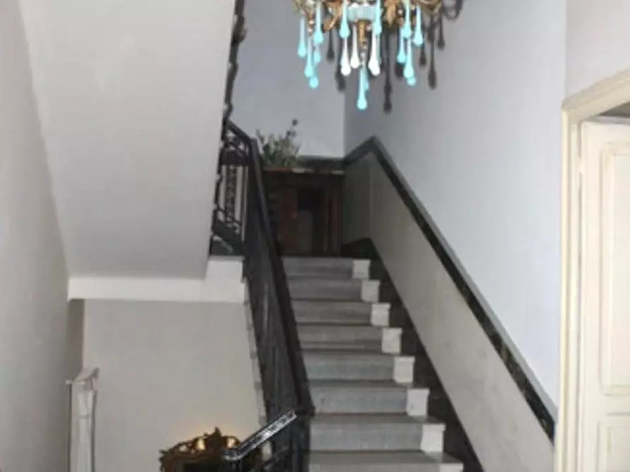 Immagine 25 di Villa in vendita  a Carrara