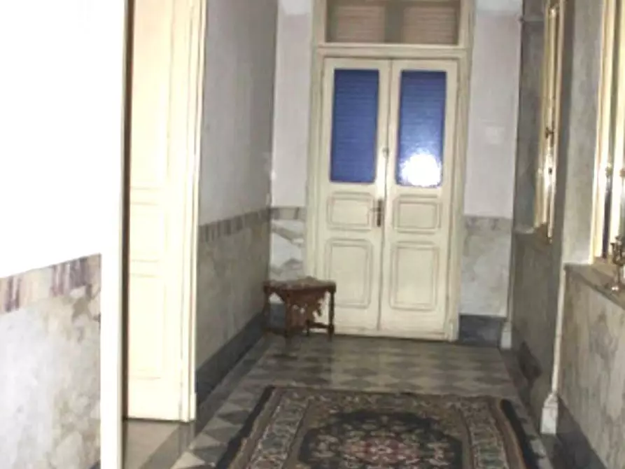 Immagine 9 di Villa in vendita  a Carrara