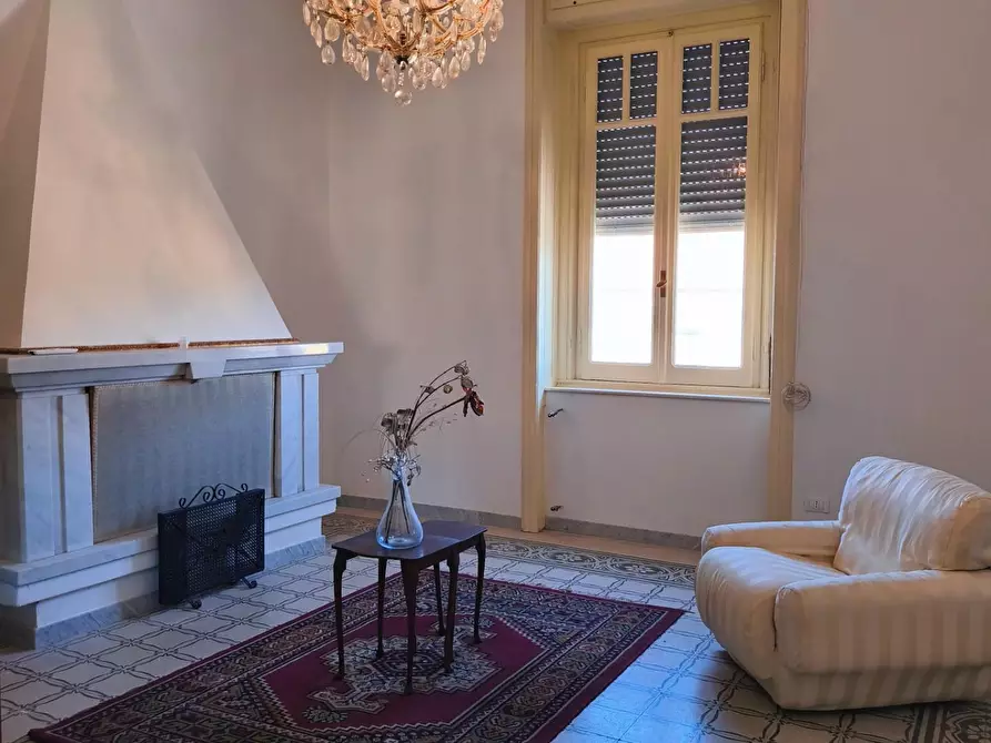 Immagine 39 di Villa in vendita  a Carrara