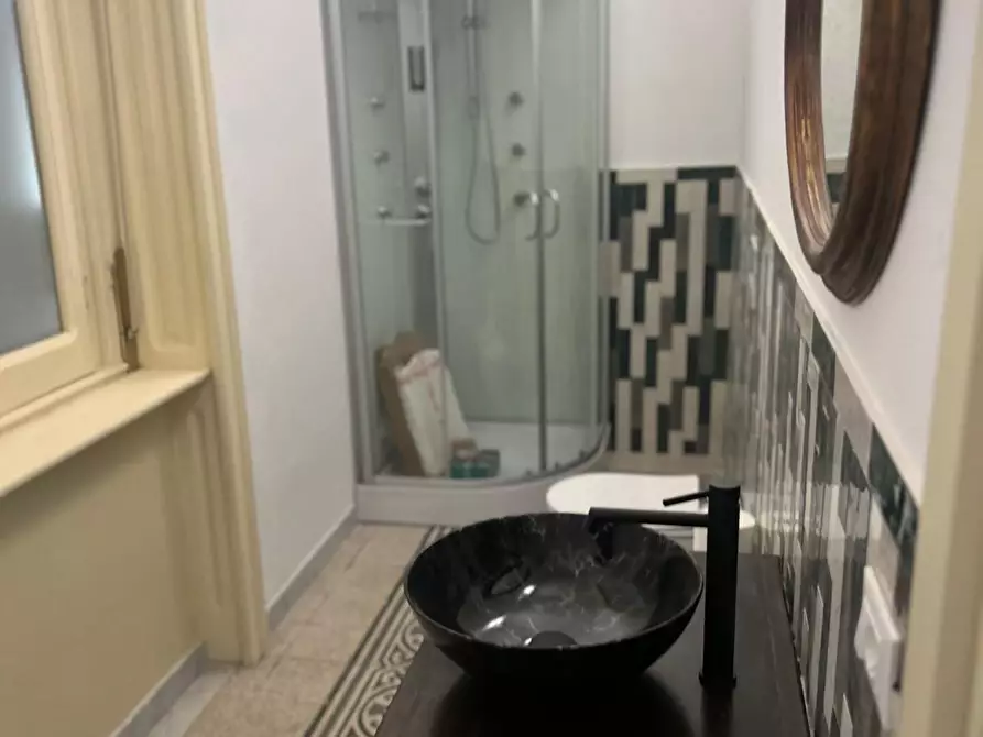 Immagine 38 di Villa in vendita  a Carrara