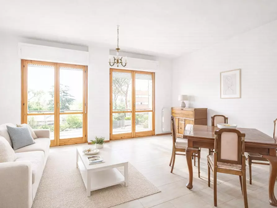 Immagine 1 di Appartamento in vendita  a Roma