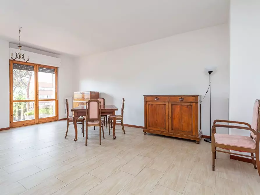 Immagine 2 di Appartamento in vendita  a Roma