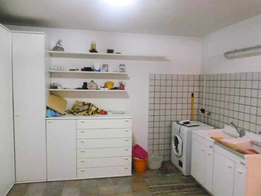 Immagine 55 di Villa in vendita  a Nosate