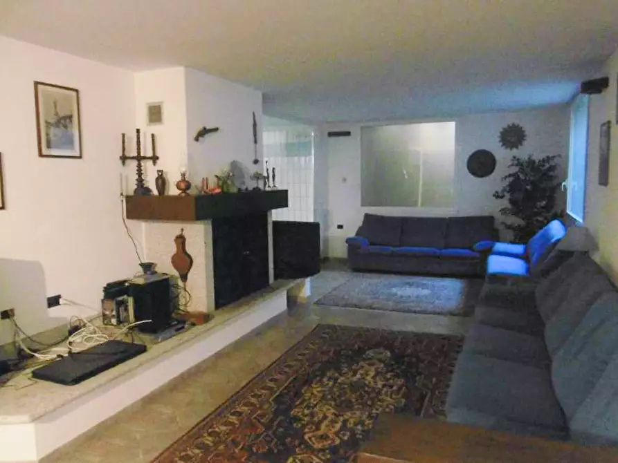 Immagine 48 di Villa in vendita  a Nosate