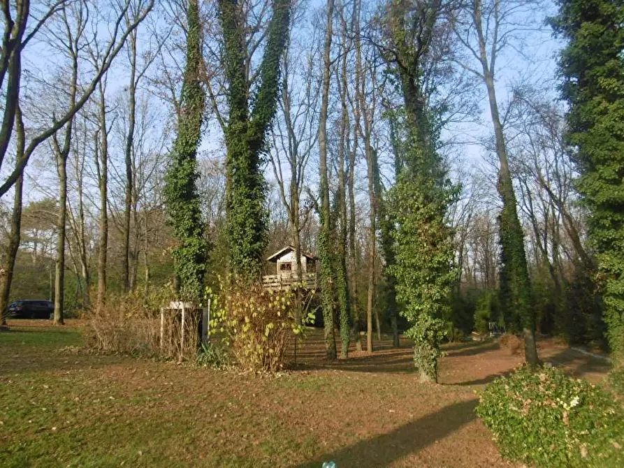 Immagine 14 di Villa in vendita  a Nosate