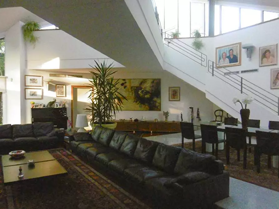 Immagine 7 di Villa in vendita  a Nosate