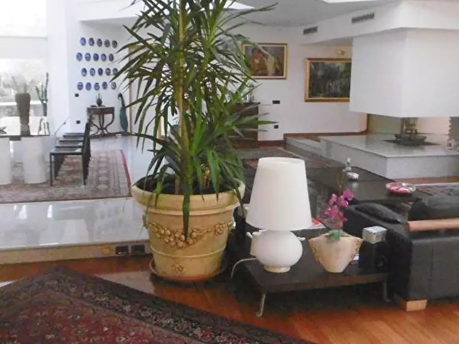 Immagine 29 di Villa in vendita  a Nosate