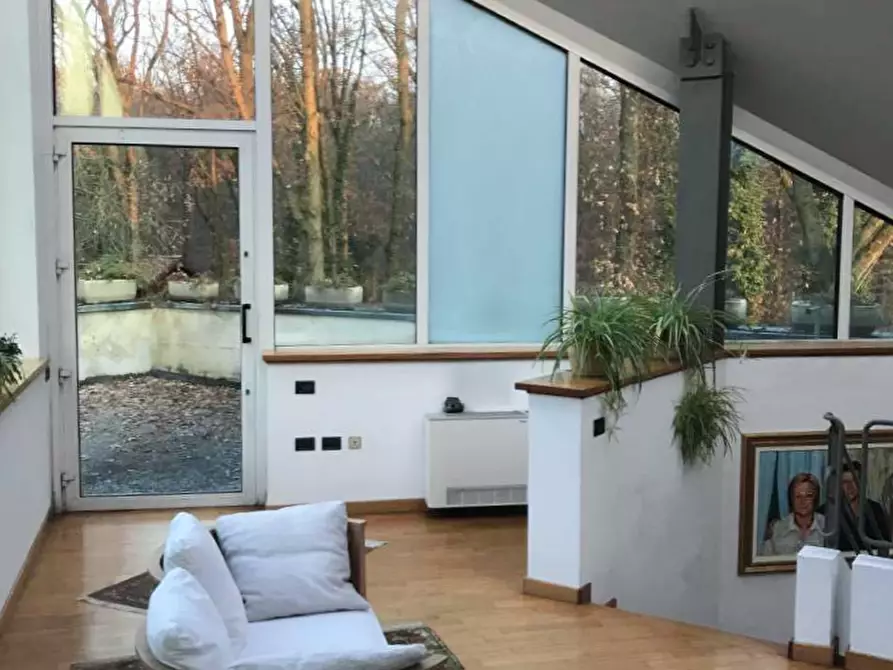 Immagine 8 di Villa in vendita  a Nosate