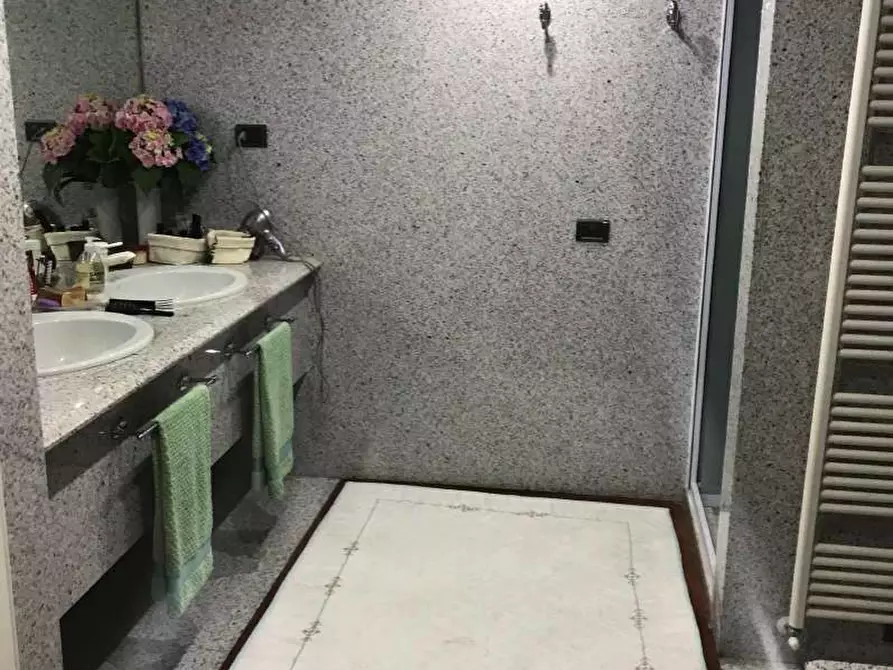 Immagine 41 di Villa in vendita  a Nosate