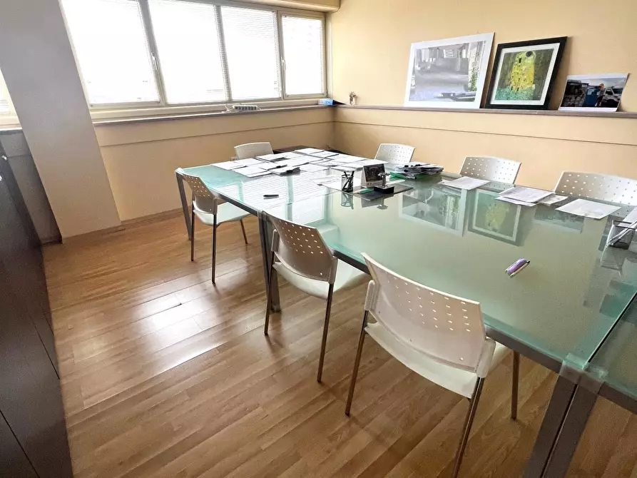 Immagine 1 di Ufficio in affitto  a Montelupo Fiorentino