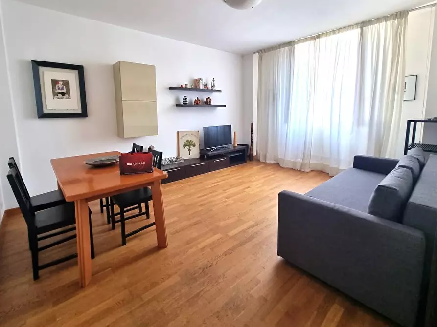 Immagine 3 di Appartamento in vendita  a Viareggio