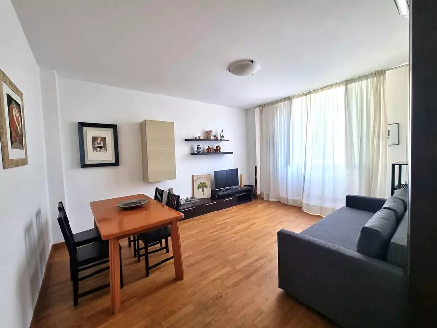 Immagine 7 di Appartamento in vendita  a Viareggio