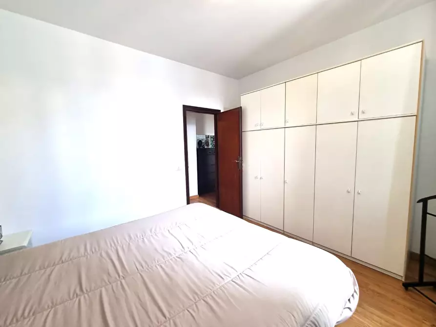 Immagine 9 di Appartamento in vendita  a Viareggio