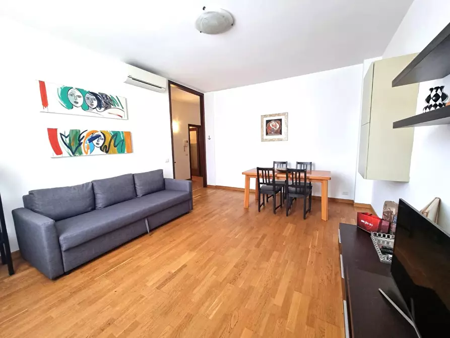 Immagine 2 di Appartamento in vendita  a Viareggio