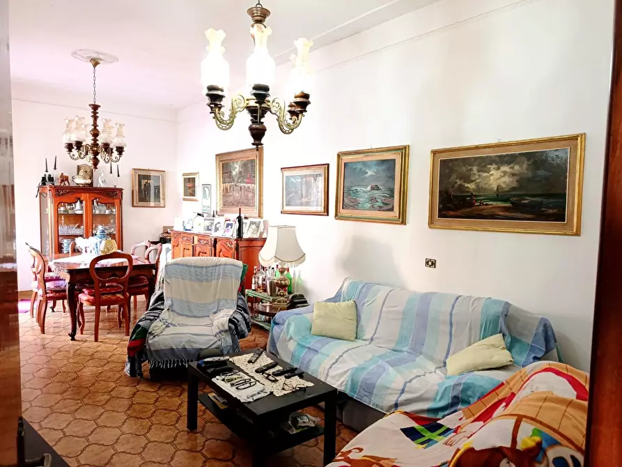 Immagine 10 di Villa in vendita  a Rosignano Marittimo