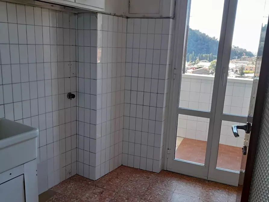 Immagine 8 di Appartamento in vendita  a Carrara