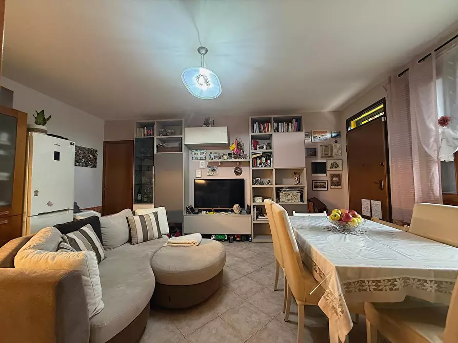 Immagine 13 di Appartamento in vendita  a Empoli