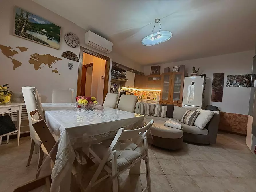 Immagine 12 di Appartamento in vendita  a Empoli