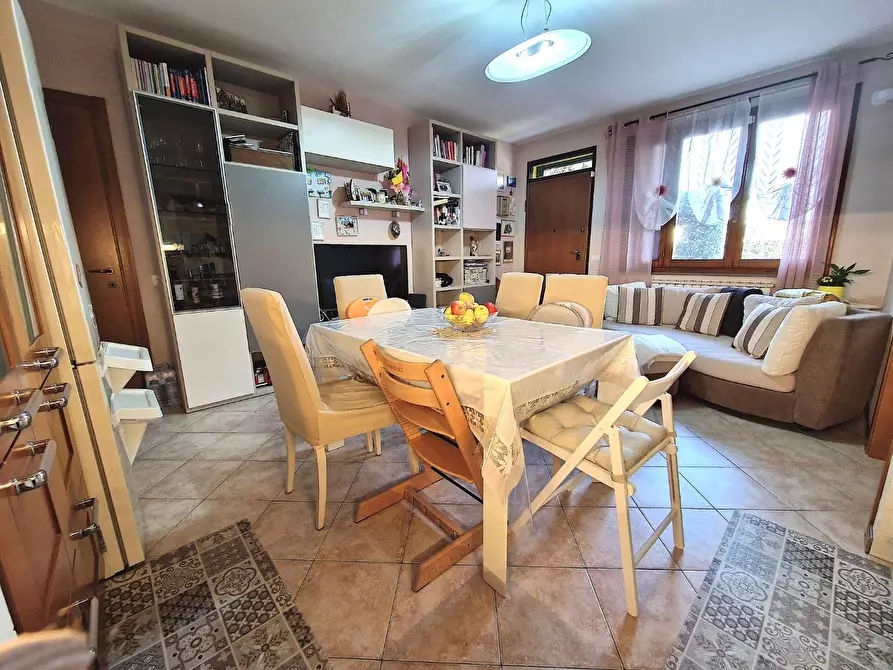 Immagine 6 di Appartamento in vendita  a Empoli