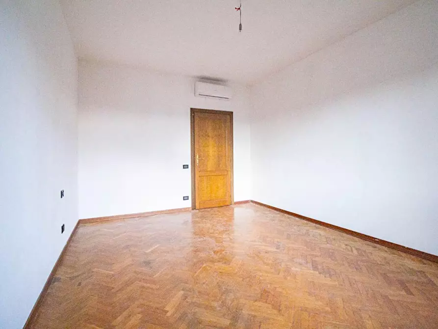 Immagine 17 di Casa bifamiliare in vendita  a Vicopisano