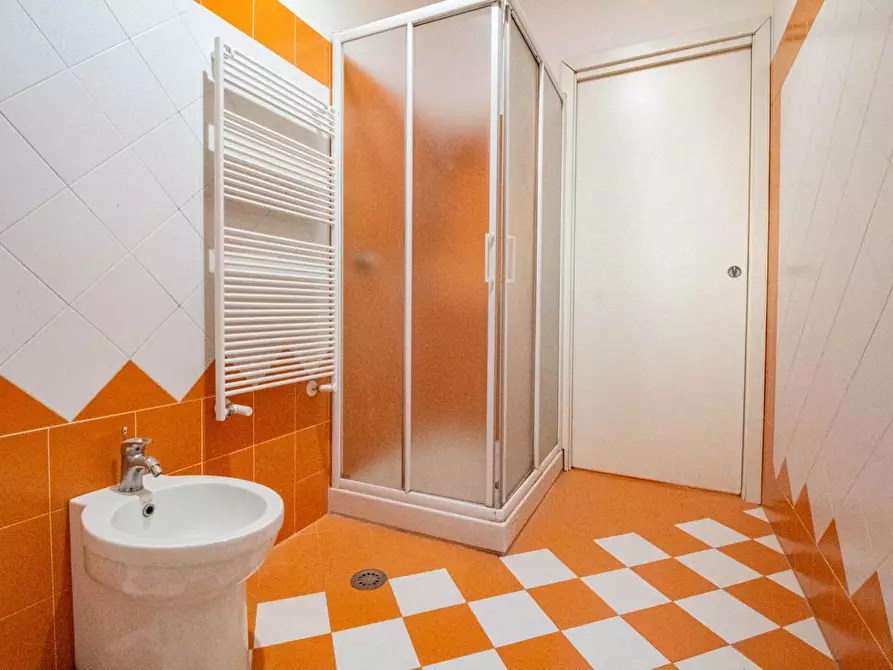 Immagine 26 di Casa bifamiliare in vendita  a Vicopisano