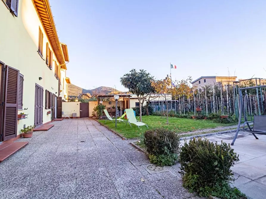 Immagine 2 di Casa bifamiliare in vendita  a Vicopisano