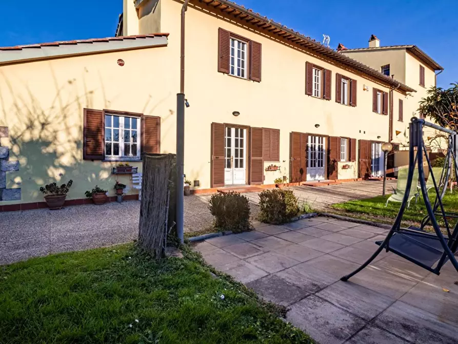 Immagine 1 di Casa bifamiliare in vendita  a Vicopisano