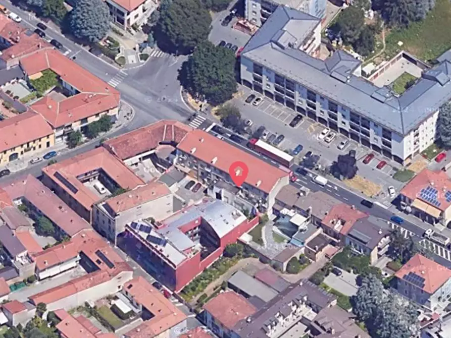 Immagine 4 di Negozio in vendita  a Nerviano