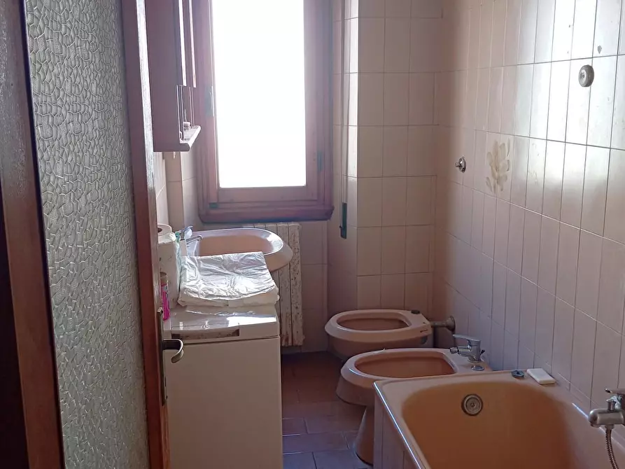 Immagine 10 di Appartamento in vendita  a Poggibonsi