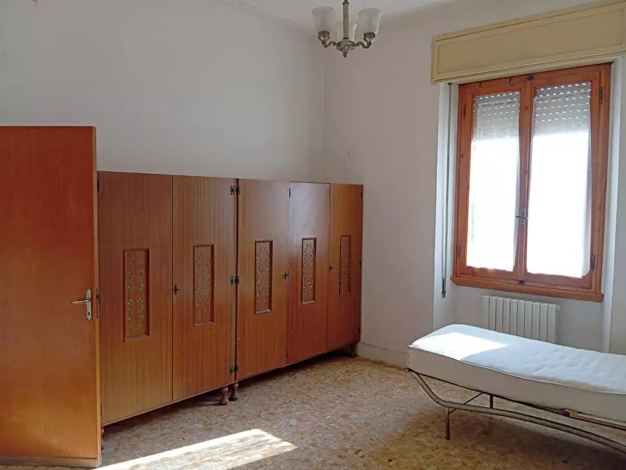 Immagine 8 di Appartamento in vendita  a Poggibonsi