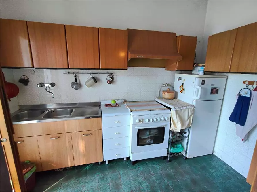 Immagine 4 di Casa semindipendente in vendita  a Carrara