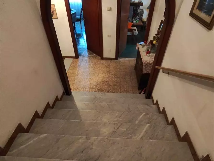Immagine 21 di Casa semindipendente in vendita  a Carrara