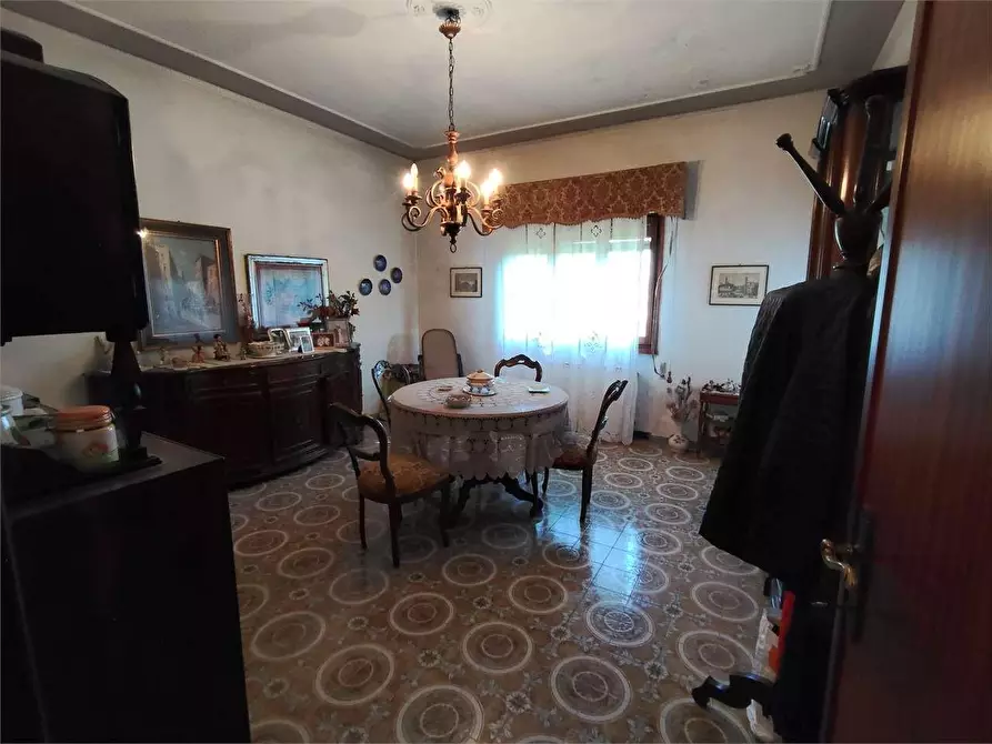 Immagine 8 di Casa semindipendente in vendita  a Carrara